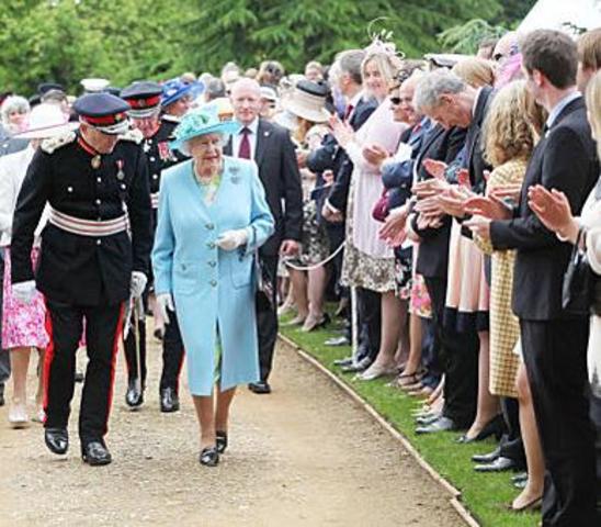 Queen Celebrates 60th Anniversary