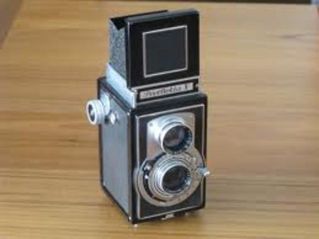 ΕΞΕΛΙΞΗ ΦΩΤΟΓΡΑΦΙΚΗΣ ΜΗΧΑΝΗΣ