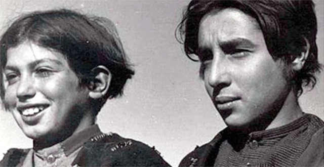 The German government passes a decree requiring the registration of all Gypsies without a fixed address living in Austria; by June 1938, all Gypsy children above the age of 14 have to be fingerprinted. This is a central part of the growing racial definiti