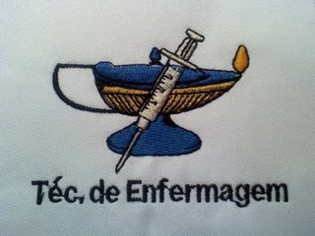 Entrei no curso Téc. em Enfernagem no CENI