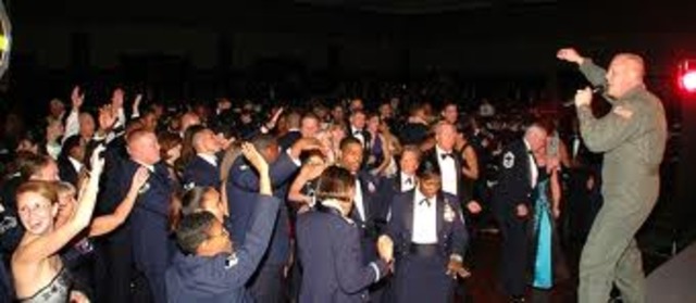 la pelota de militar