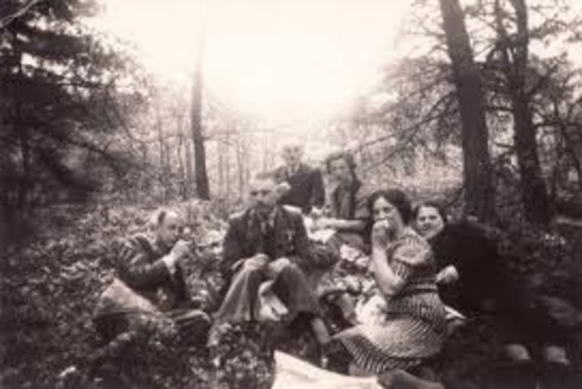 Two-thousand Gypsy males above the age of 16 are arrested in Burgenland Province (formerly Austria) and sent to Dachau and Buchenwald concentration camps; 1,000 Gypsy girls and women above the age of 15 are arrested and sent to the Ravensbruck concentrati