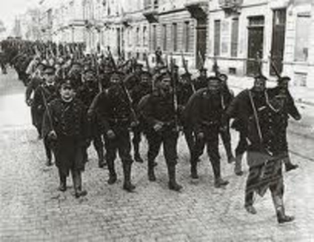 270 000 sakslast alustasid pealetungi.