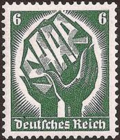 The Saar region is annexed by Germany.