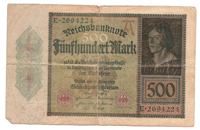 German Jews are ordered to pay one billion Reichsmarks in reparations for damages of Kristallinacht.