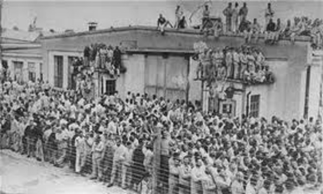 The first concentration camp is established in Nazi Germany at Dachau. The first prisoners are political opponents.