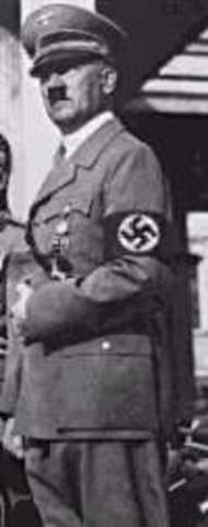 Hitler extends powers to doctors to kill institutionalized mentally and physically disabled persons in the "euthanasia" program.