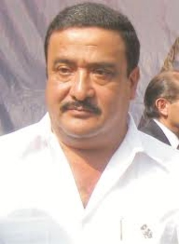 Isaac de Rives makes the first hydrogen gas powered vehicle