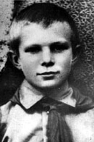 пошёл в школу