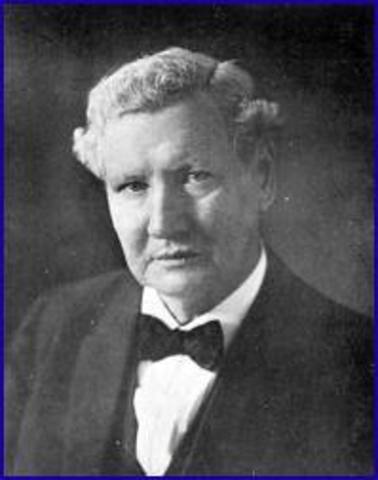 William B. Wilson was the first secretary of DOL for 8 years.