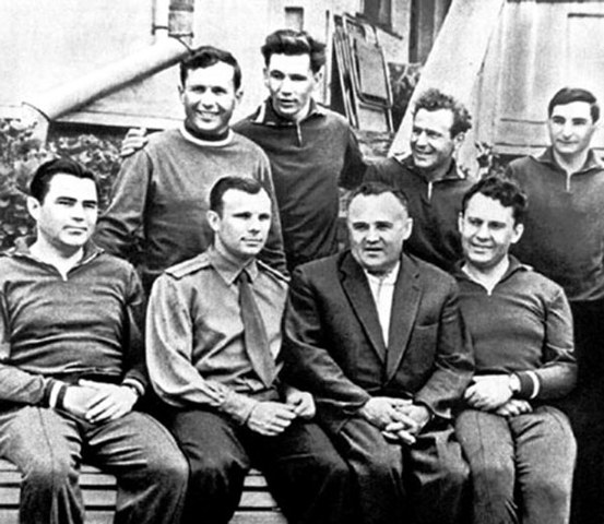 Начало лекций для будущих космонавтов в Москве