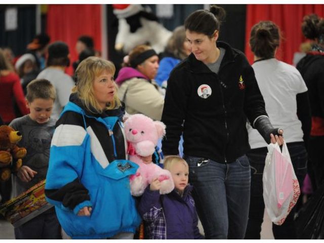 Bob Telmosse's Christmas Give Away