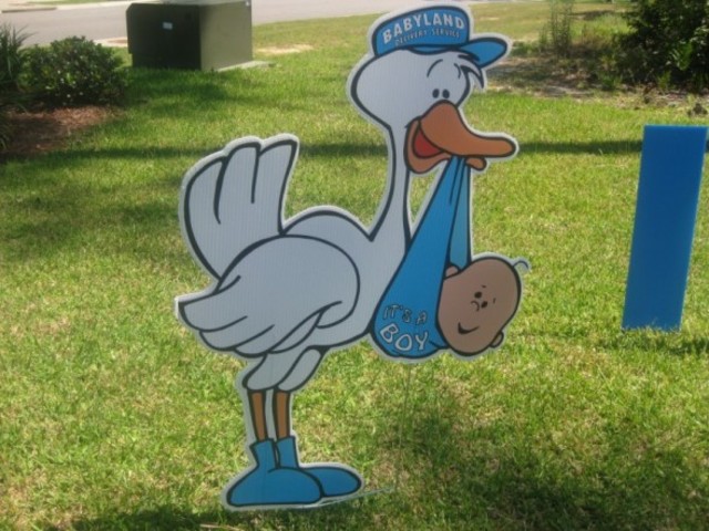 Elvis Aaron Presley is born.