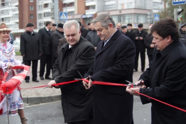 Шапіра афіцыйна адкрыў пасля рамонту вуліцу Даватара