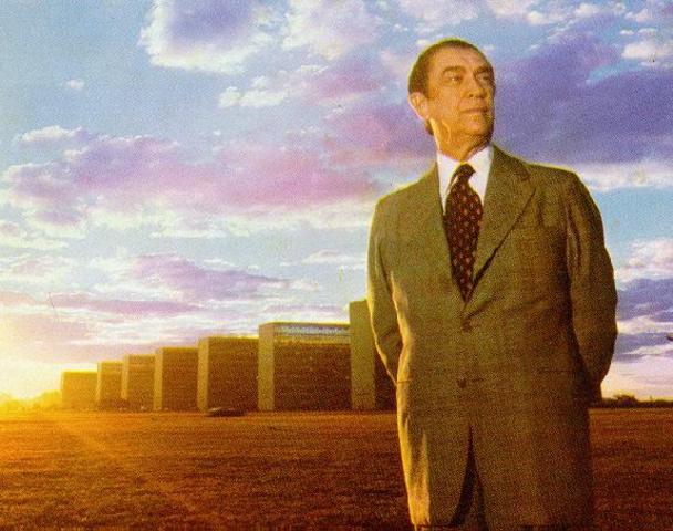 Mandato e Características de Governo - JK