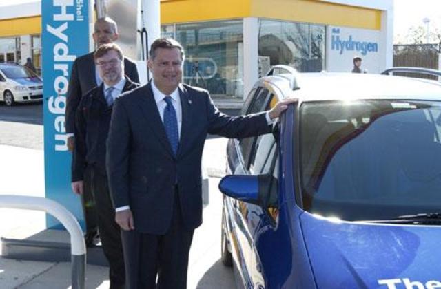 The first hydrogen fueling station is built in Washington, DC