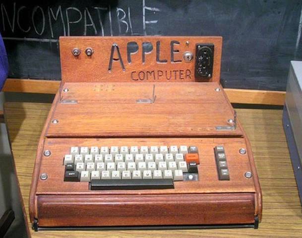 The Apple I is debuted