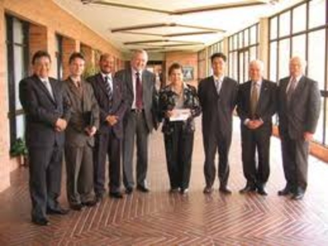 Se crearon los programas de medicina derecho y ciencias politicas