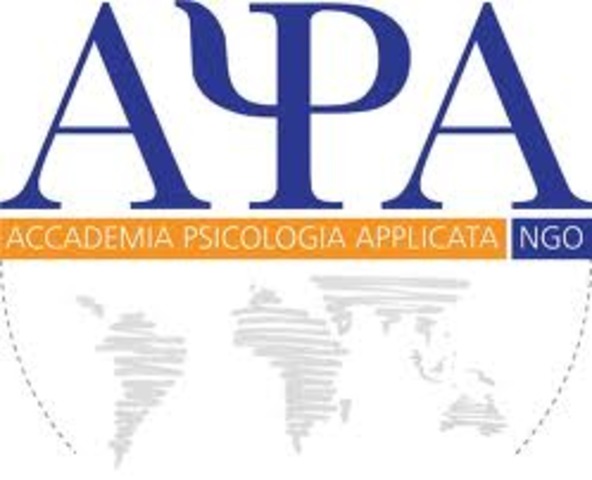 Se divide la psicología industrial del APA.