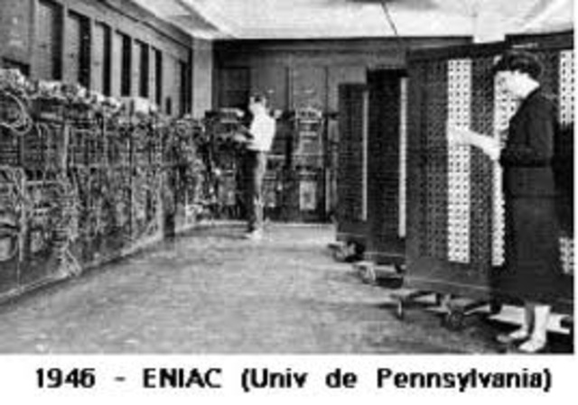 PRIMERA COMPUTADORA ELECTRONICA