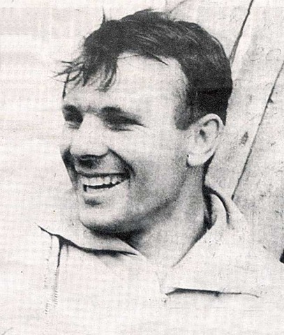 Гагарин написал заявление с просьбой зачислить его в группу кандидатов в космонавты.