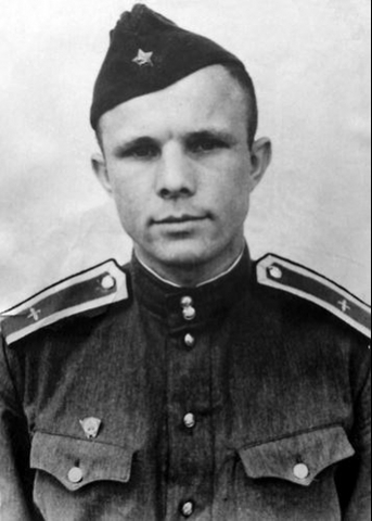 Направление на учебу в военно-авиационное училище летчиков