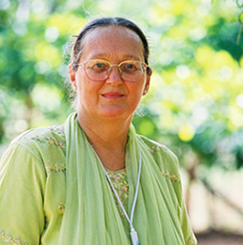 Anna Ferrer continued with the foundation when Vicente died