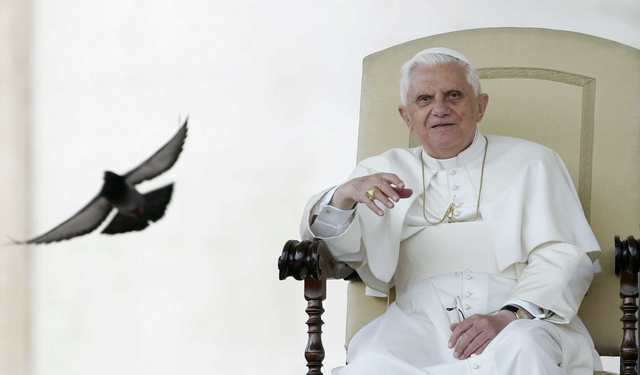 Pope addresses Latin Mass demands