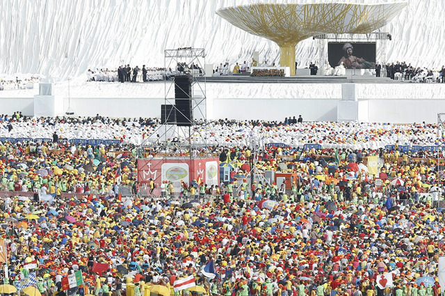 Reencuentro con los jóvenes en Madrid