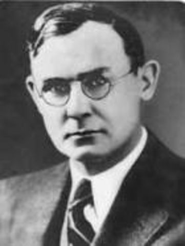 SCIENTIST: Wallace Carothers (Neoprene)