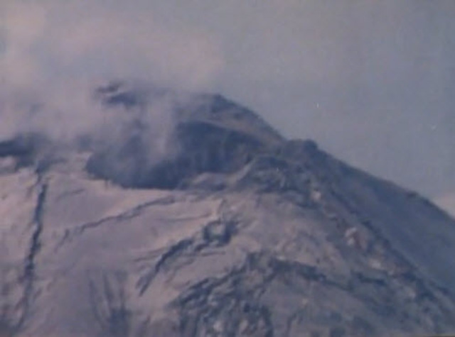 State officials ask the Governor to close a large area around the volucano.  The plan called a a Red Zoe (no public access) and a Blue Zone (estricted access).