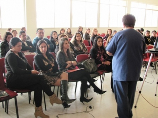 Encuentro de Egresados Instrumentaci+on Quirùrgica