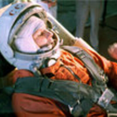 Timeline: Команда "Спутник". Лента времени "Дорога в космос"