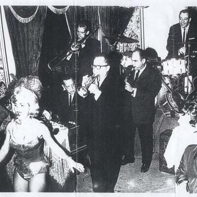 Timeline: Roaring 20's