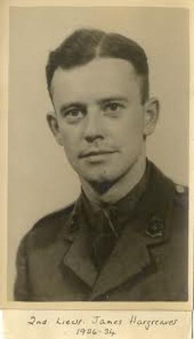 James hargreaves invents the spinning jenny