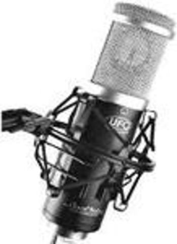 появление конденсаторного микрофона