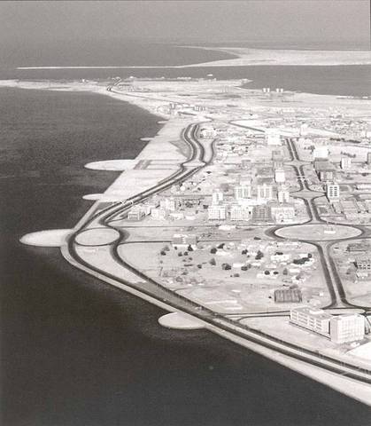 Abu Dhabi in the 1970s