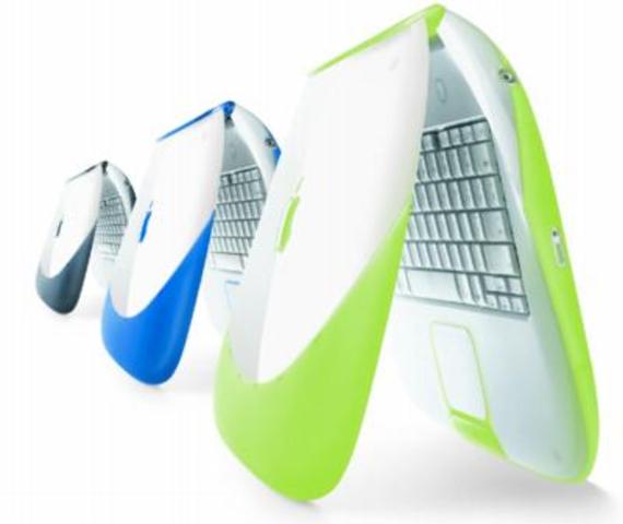 En septiembre de 2000 el anuncio de la iBook (FireWire), Apple finalmente trajo FireWire a su línea de productos. También introdujo una nueva combinación innovadora de audio vídeo / salida de puerto (un miniconector estándar), lo que permitió a los consum