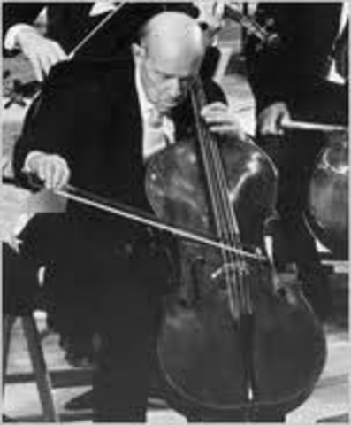 Bach empieza a darse a conocer.