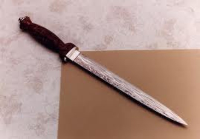 Zachariah gives Doyle a Dirk