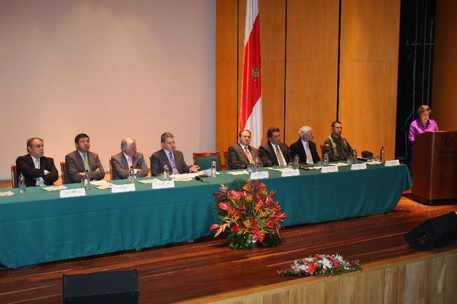 Fue avalada cuando el Ministerio expidio la resolución 6553 que otorgo la personeria juridica de la institucion