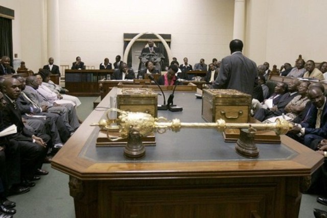 Draft constitution presented to Parliament