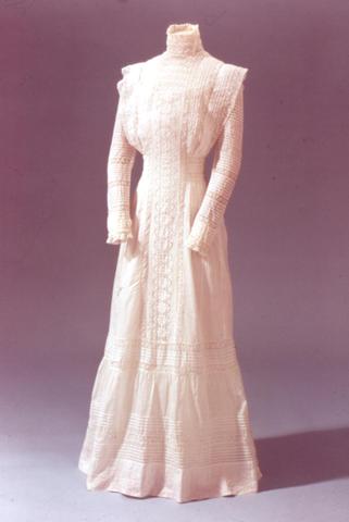 Women's Dresses Begin to Change