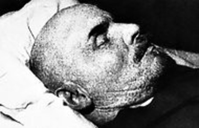 lenin Dies