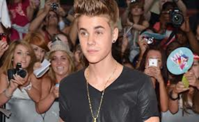 Justin Bieber Made his first youtube video