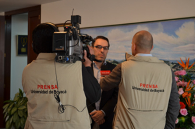 ESPECILALIZACION EN GERENCIA DE PRODUCCION DE MEDIOS D COMUNICACION