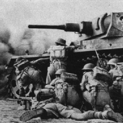 Timeline: 8/9 World War I Timeline