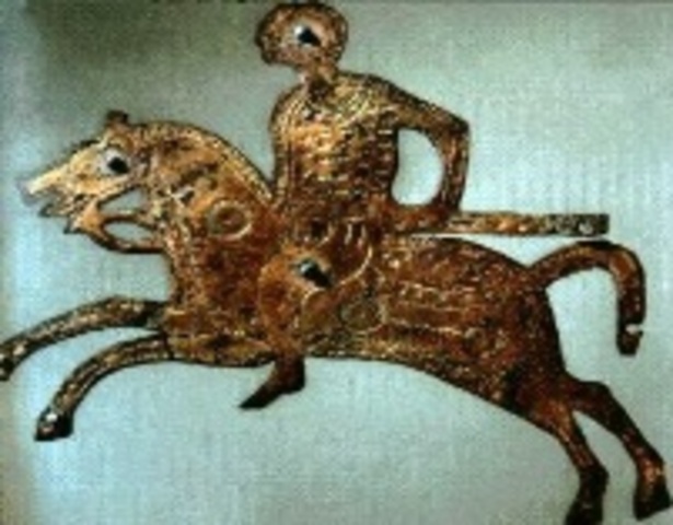 Gilt Caste Bronze Applique Shield Orament