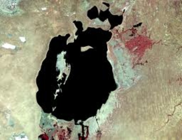 aral sea began to shrink