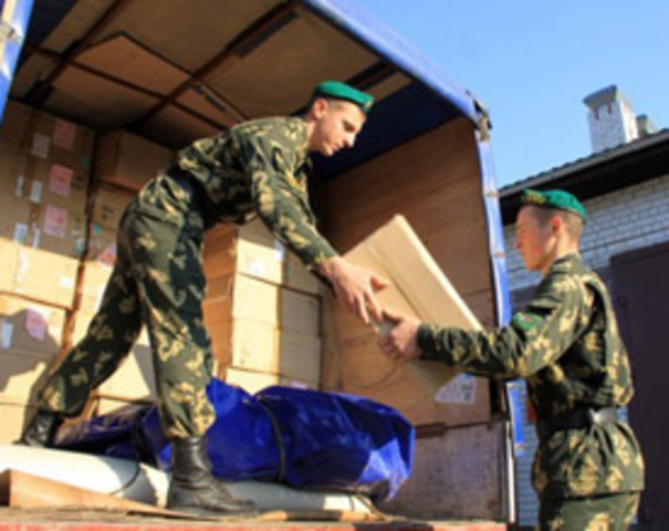 Гродзенскія памежнікі затрымалі 7 кантрабандыстаў. Два аквалангісты збеглі.